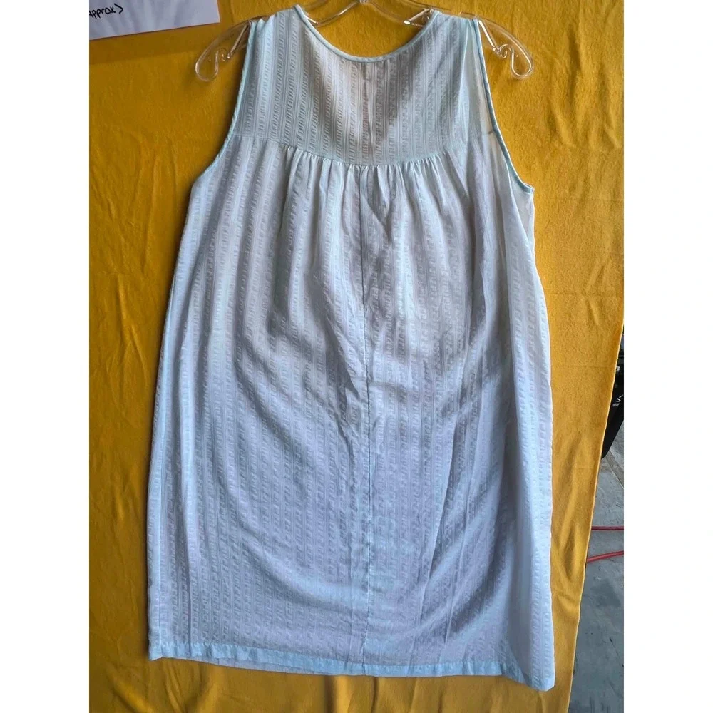 Vintage Mid Length Nightgown Sleeveless Eyelet Lace‎ Trim 26-05-21